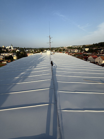 Renovace plechových střech