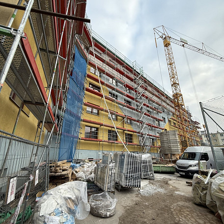 Nástavba domova mládeže a školní jídelna | České Budějovice